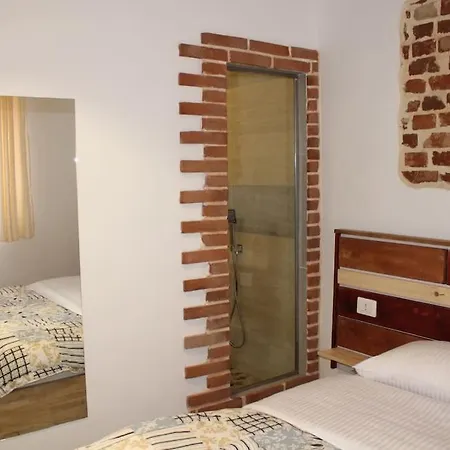 Downtown With Self Check-in 24/7. Apartamento