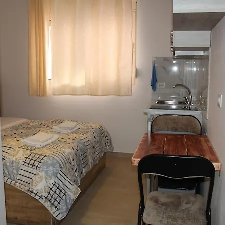 Downtown With Self Check-in 24/7. Apartamento *